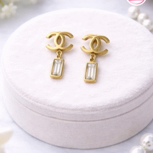 White Stone EarRing-Gold Plated
