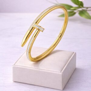 GoldPlated Anti-Tarnish BangleBracelet